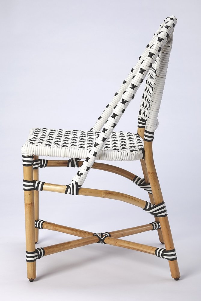 21" Black And White Woven Faux Rattan Outdoor Dining Chair