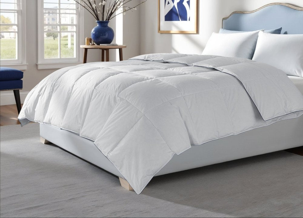 White Queen Washable Feather And Down Comforter