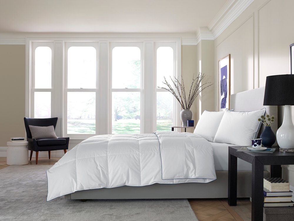 White Queen Washable Feather And Down Comforter
